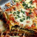 Comfort Food Bliss: Easy Cheesy Manicotti Recipe