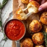 Pull-Apart Cheesy Garlic Christmas Tree Bread Recipe